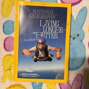 National Geographic January 2023 Live Longer Better Manatee Preservation